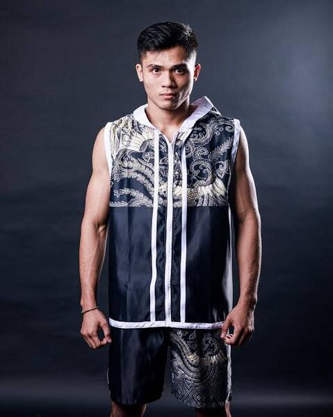 Berkas:Aziz Calim.jpg