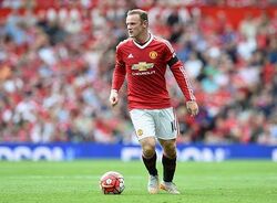 Rooney saat membela Manchester United pada tahun 2015
